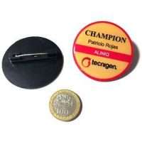 Pin acrílico con dome 5cms.